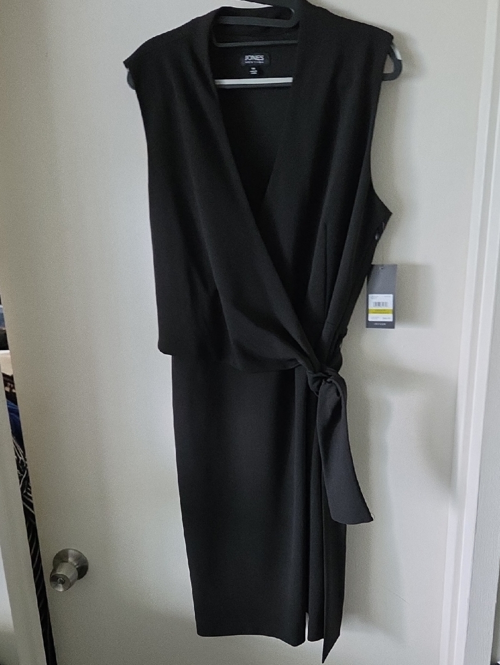 Jones New York Black Sleeveless Faux-Wrap Midi Dress with Side Knot